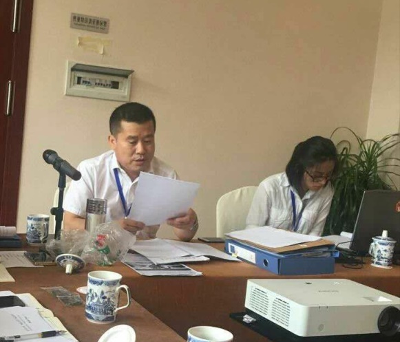 總經理主持會議.jpg